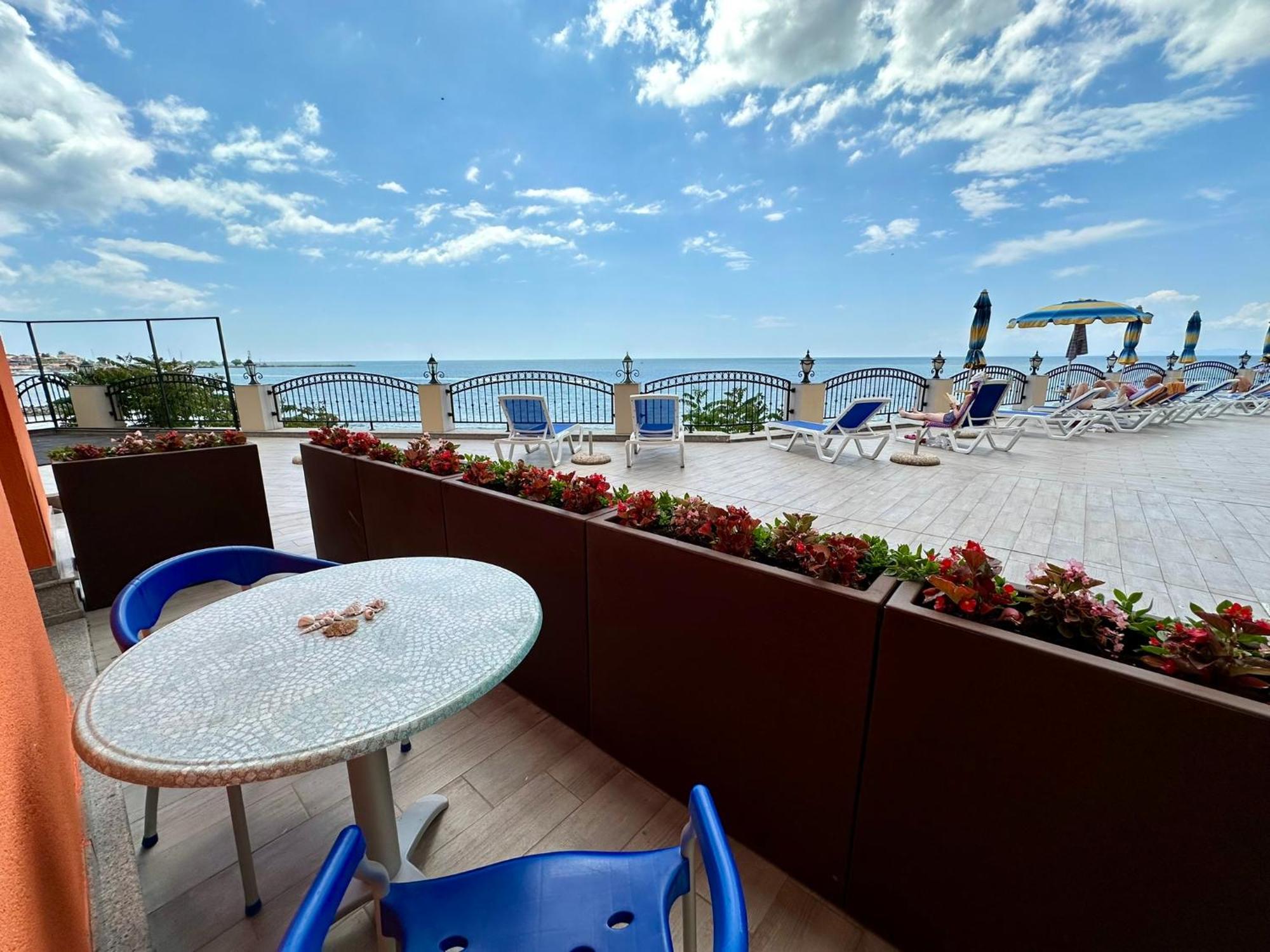 Apartment Complex Mirage Of Nessebar Exterior foto