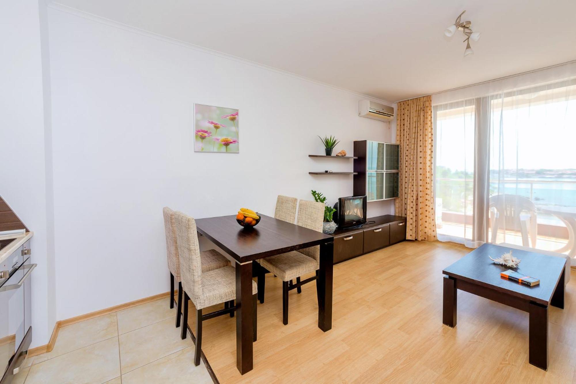 Apartment Complex Mirage Of Nessebar Exterior foto